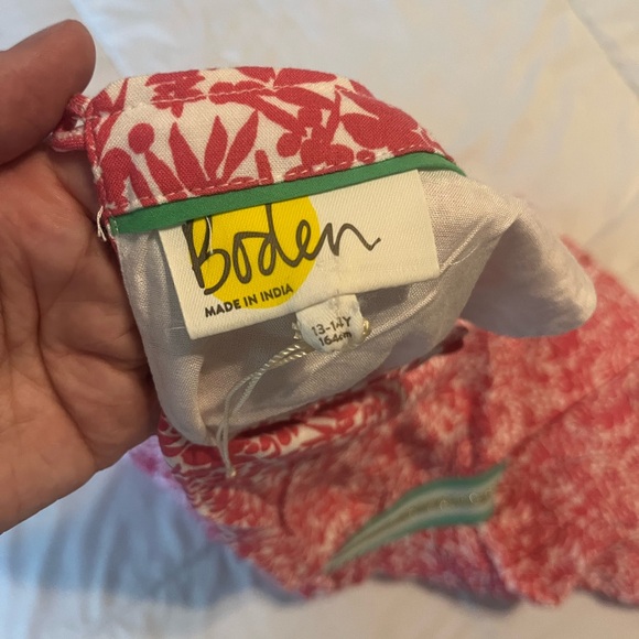 Mini Boden Girls Pink and white Floral dress - Picture 4 of 5